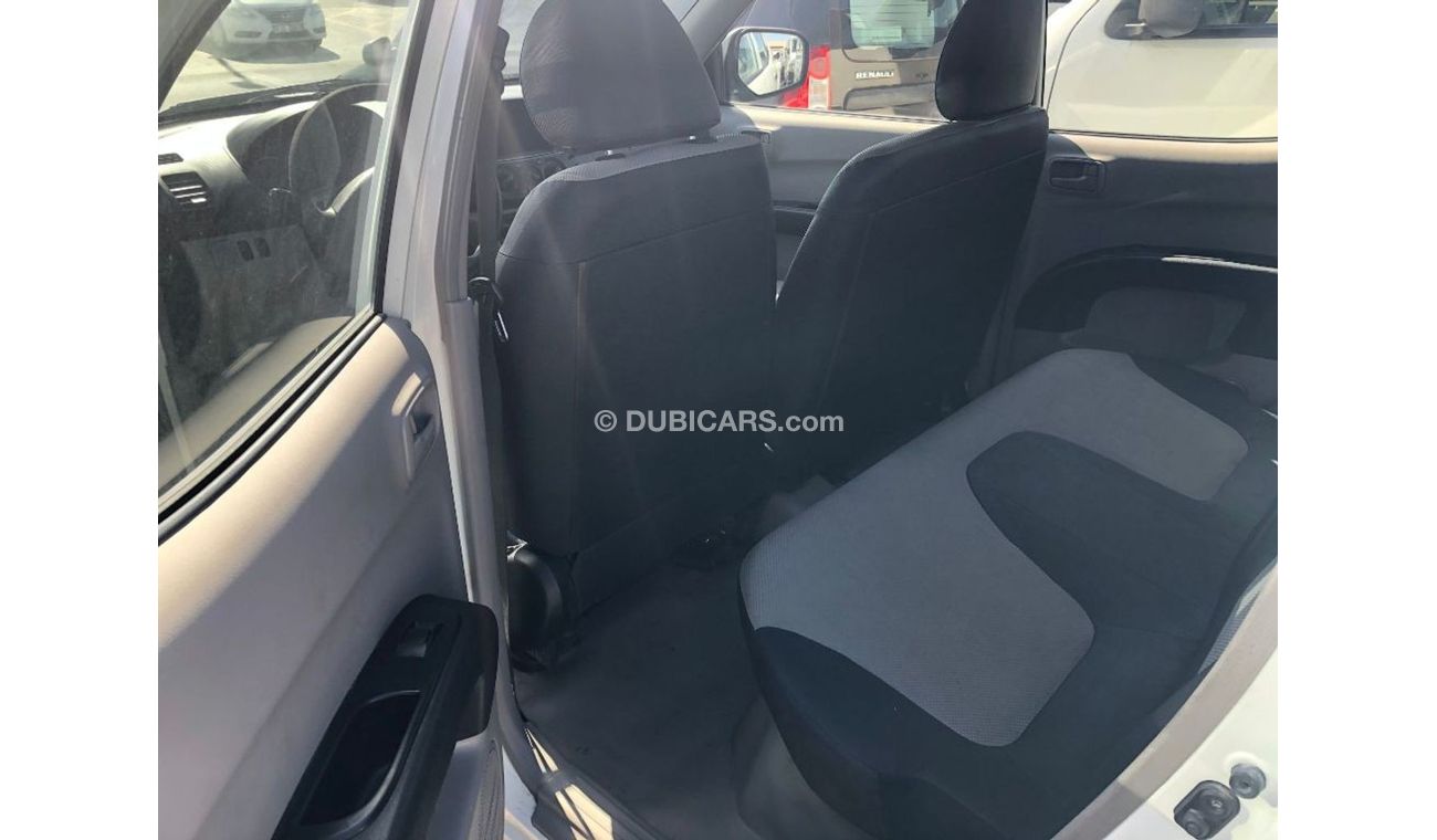 Mitsubishi L200 Mitsubishi L200 D/c Pick up Diesel,Model:2012.Excellent condition