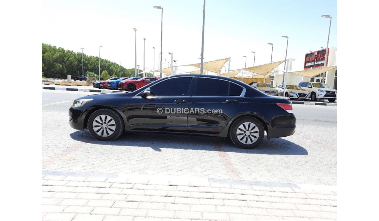 هوندا أكورد هوندا أكورد 2009 خليجي بحالة ممتازه للبيع