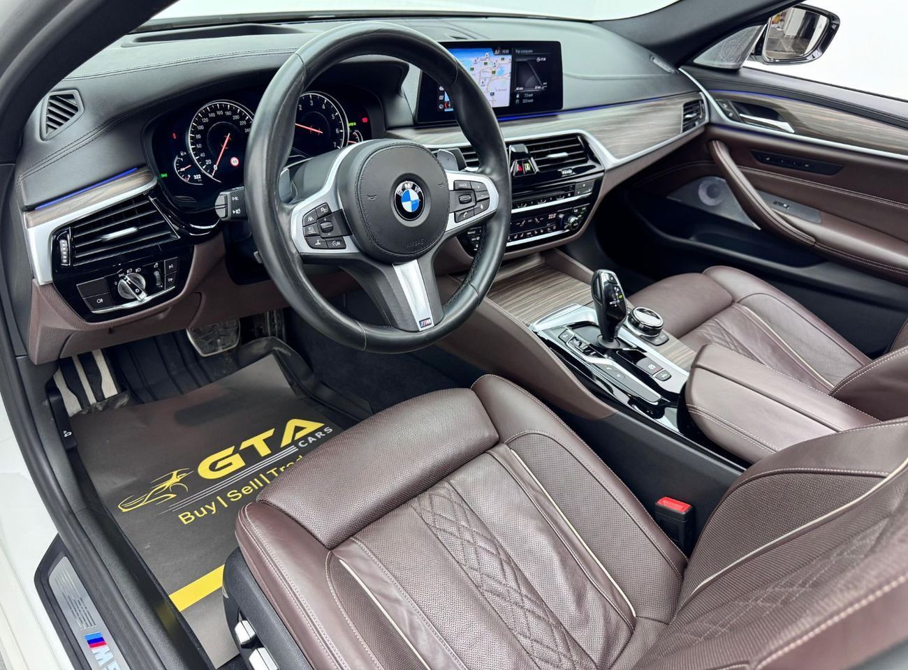 BMW M550i Std 4.4L 2018 BMW 550i xDrive M-Sport, Oct 2027 BMW Service Contract, BMW Service History, GCC