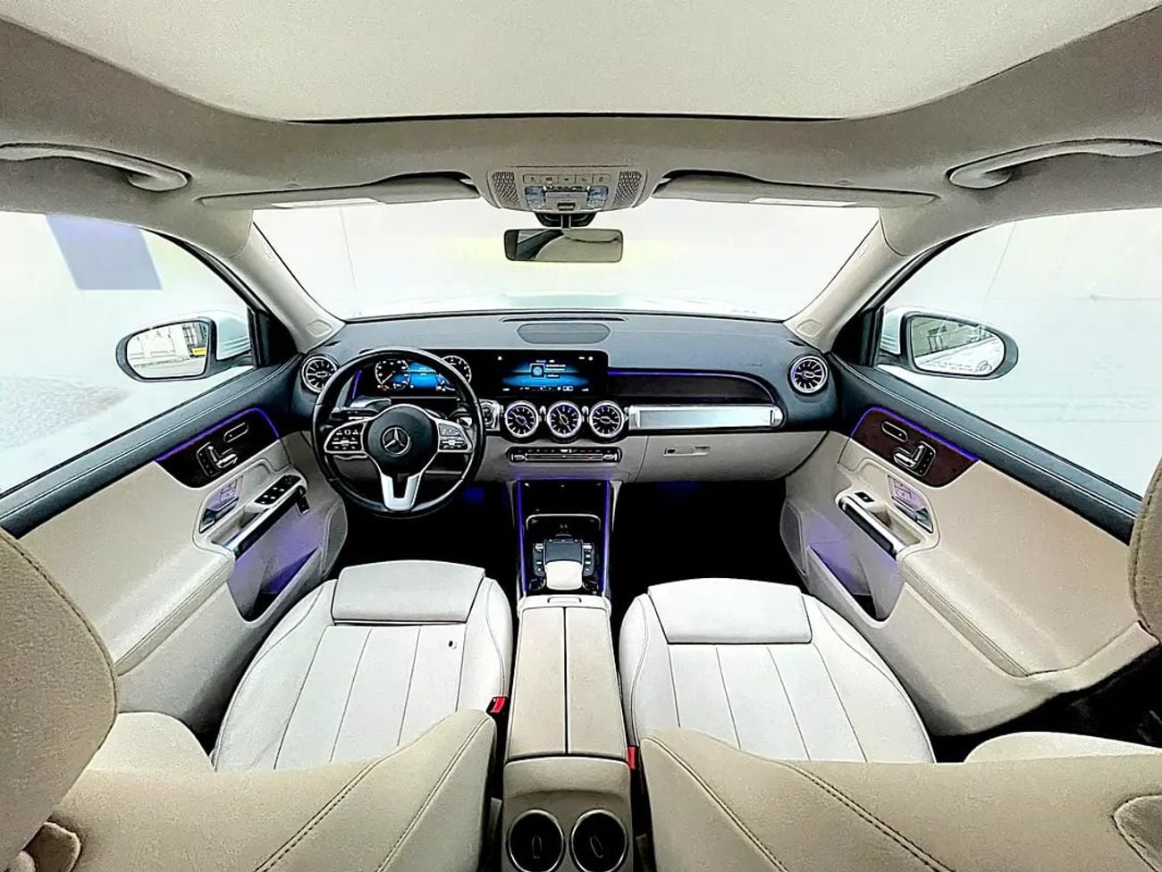 مرسيدس بنز GLB 1,560 PM | MERCEDES GLB250 4MATIC| | ORIGINAL PAINT | LOW MILEAGE| 0% DOWNPAYMENT