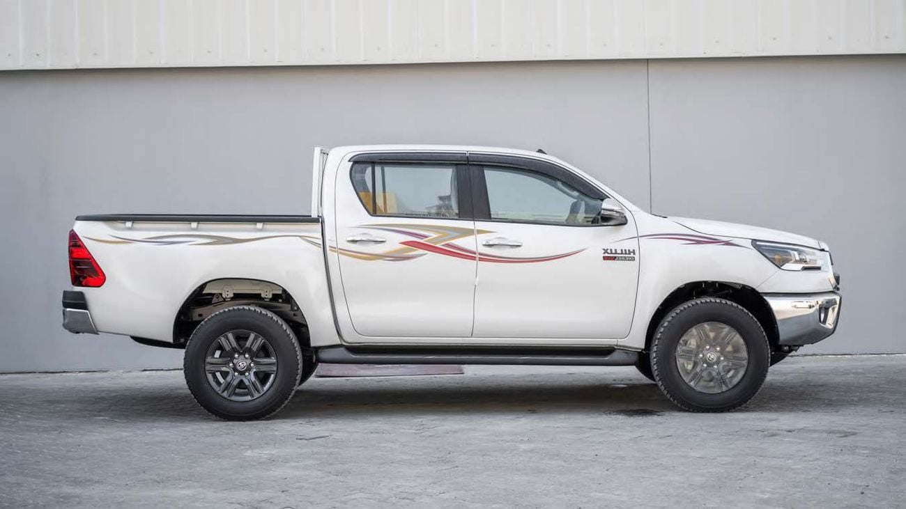 تويوتا هيلوكس Toyota HILUX 2.4 AT HI
