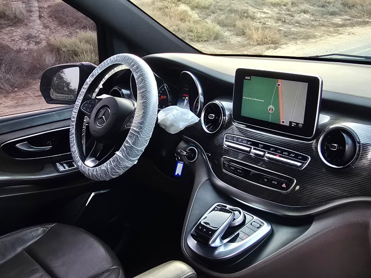 Mercedes-Benz V 250 Std 2.1L MERCEDES V-250 2020 GCC // 2KEYS // FULL OPITION // PERFECT CONDITION