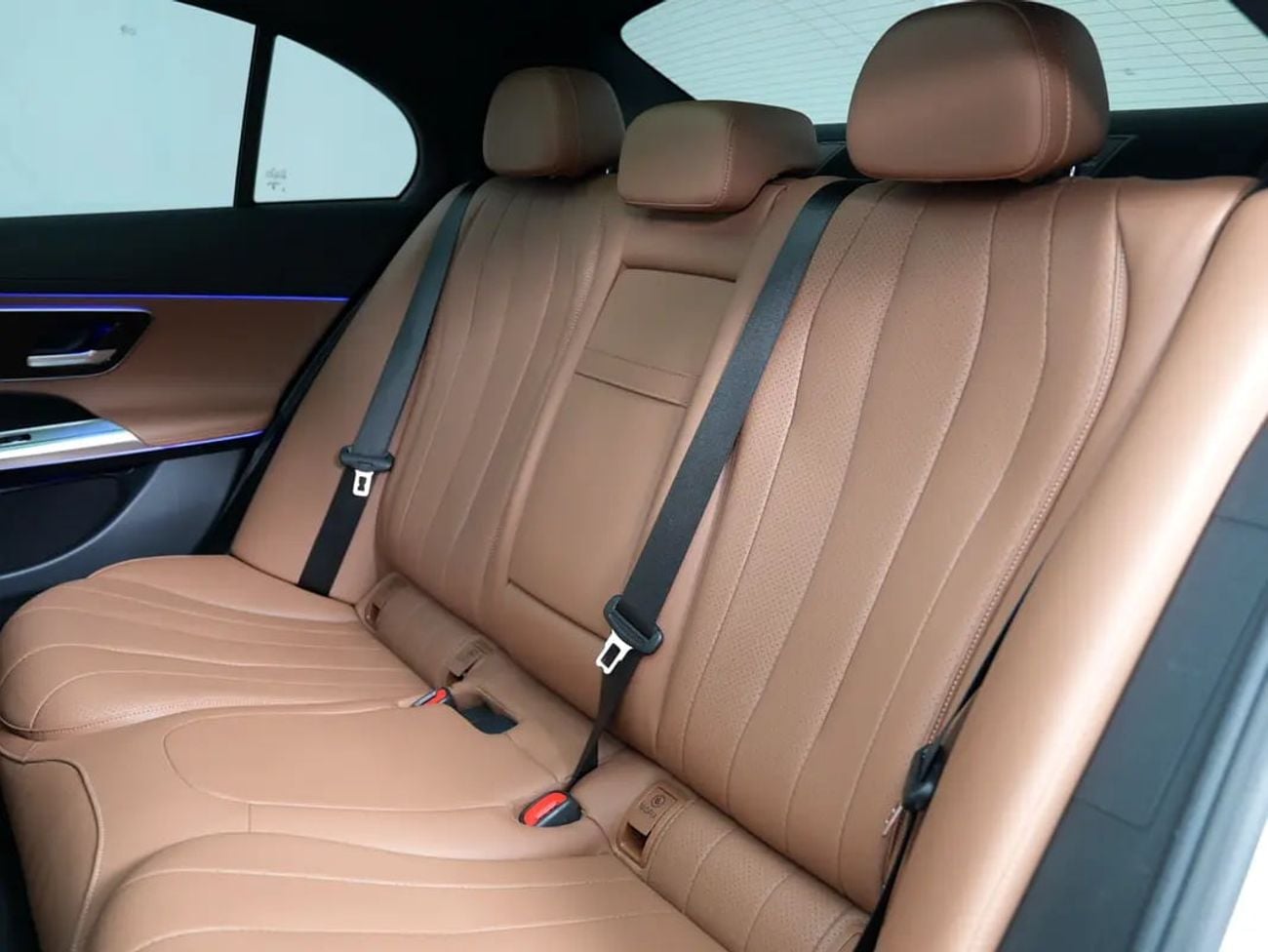 Mercedes Benz E200 STD
