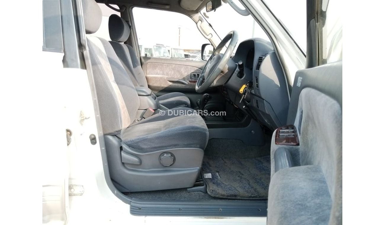 تويوتا برادو TOYOTA LAND  CRUISER PRADO RIGHT HAND DRIVE (PM1162)