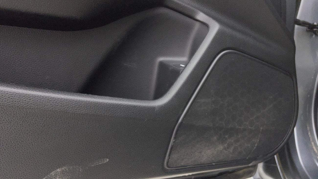 هوندا سيفيك LX 1.6 | بدون دفعة مقدمة | اختبار قيادة مجاني للمنزل