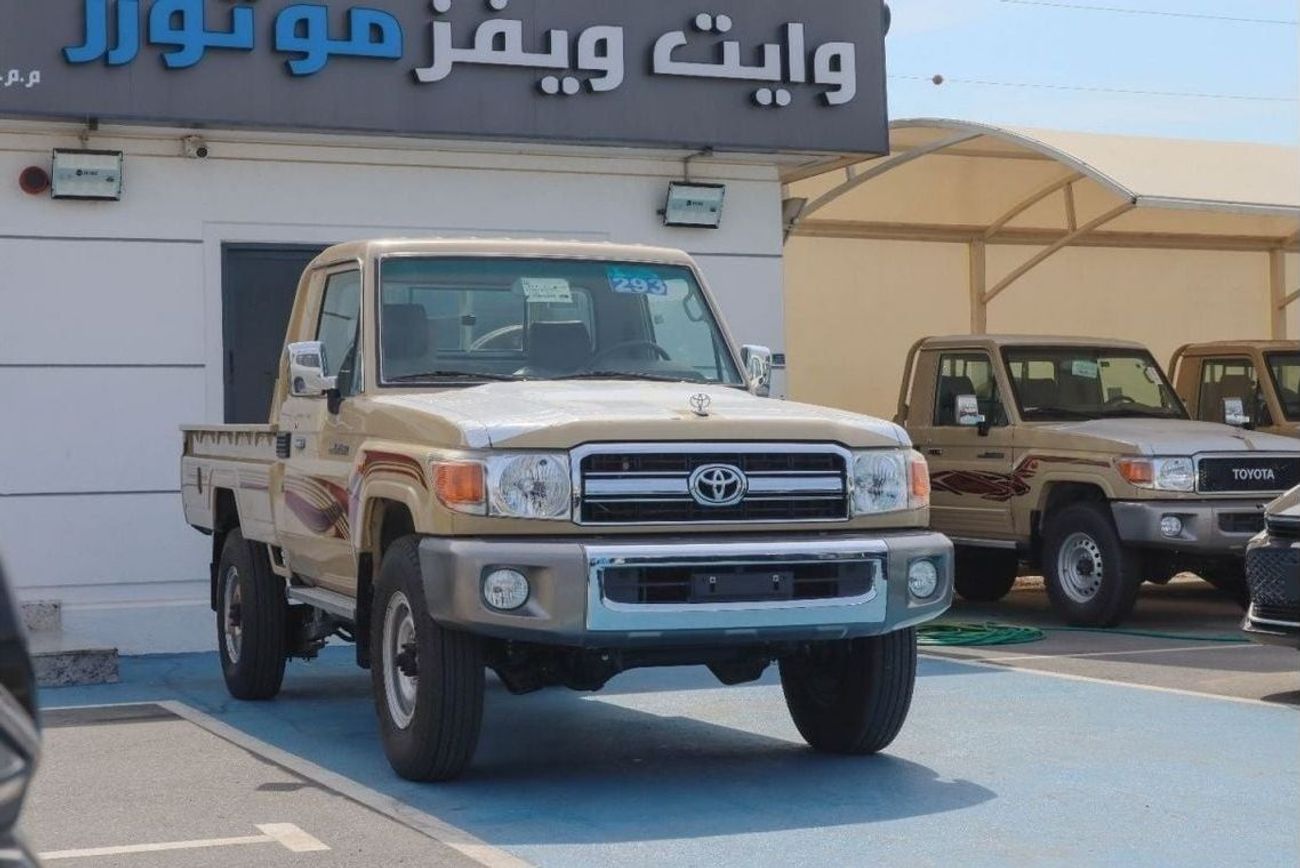 Toyota Land Cruiser Pick Up Land cruiser single cabin model 2009 4.0L LX 24 VALVE