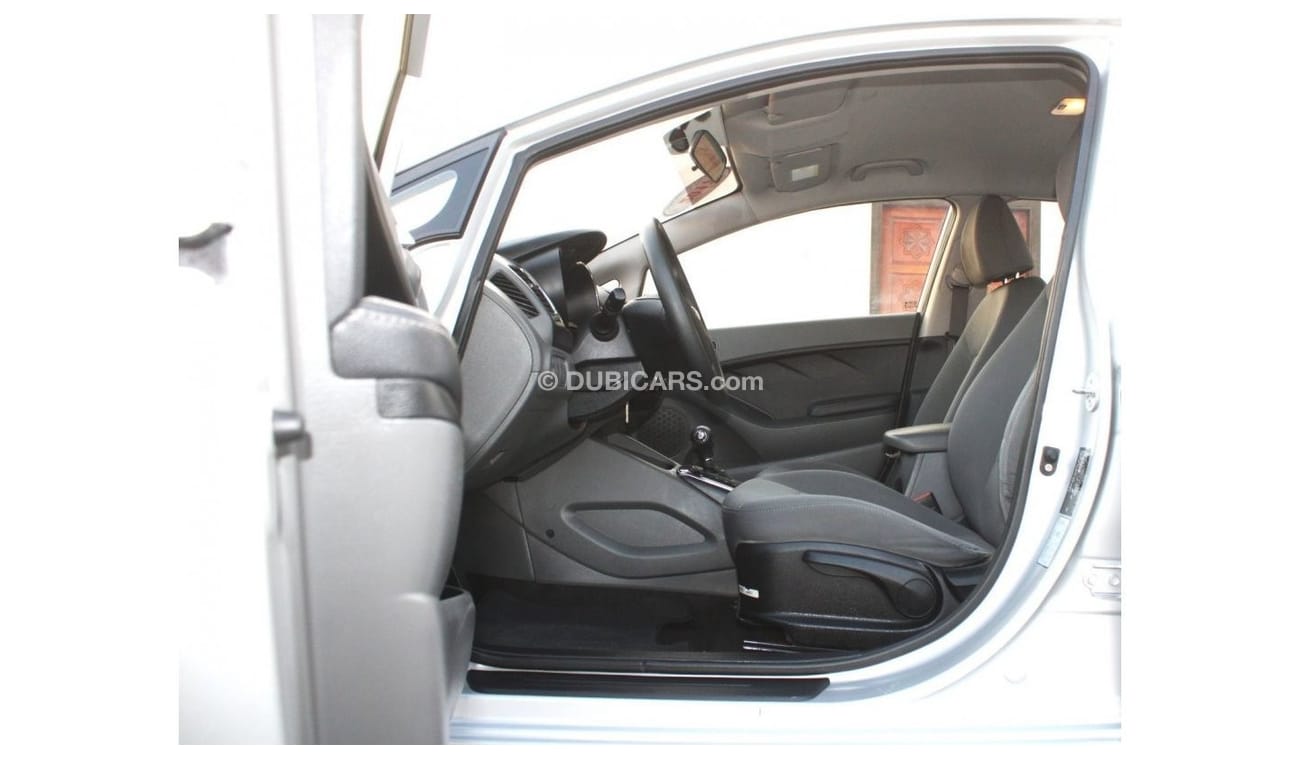 كيا سيراتو كيا سيراتو2017 خليجي بحالة ممتازة بدون حوادث