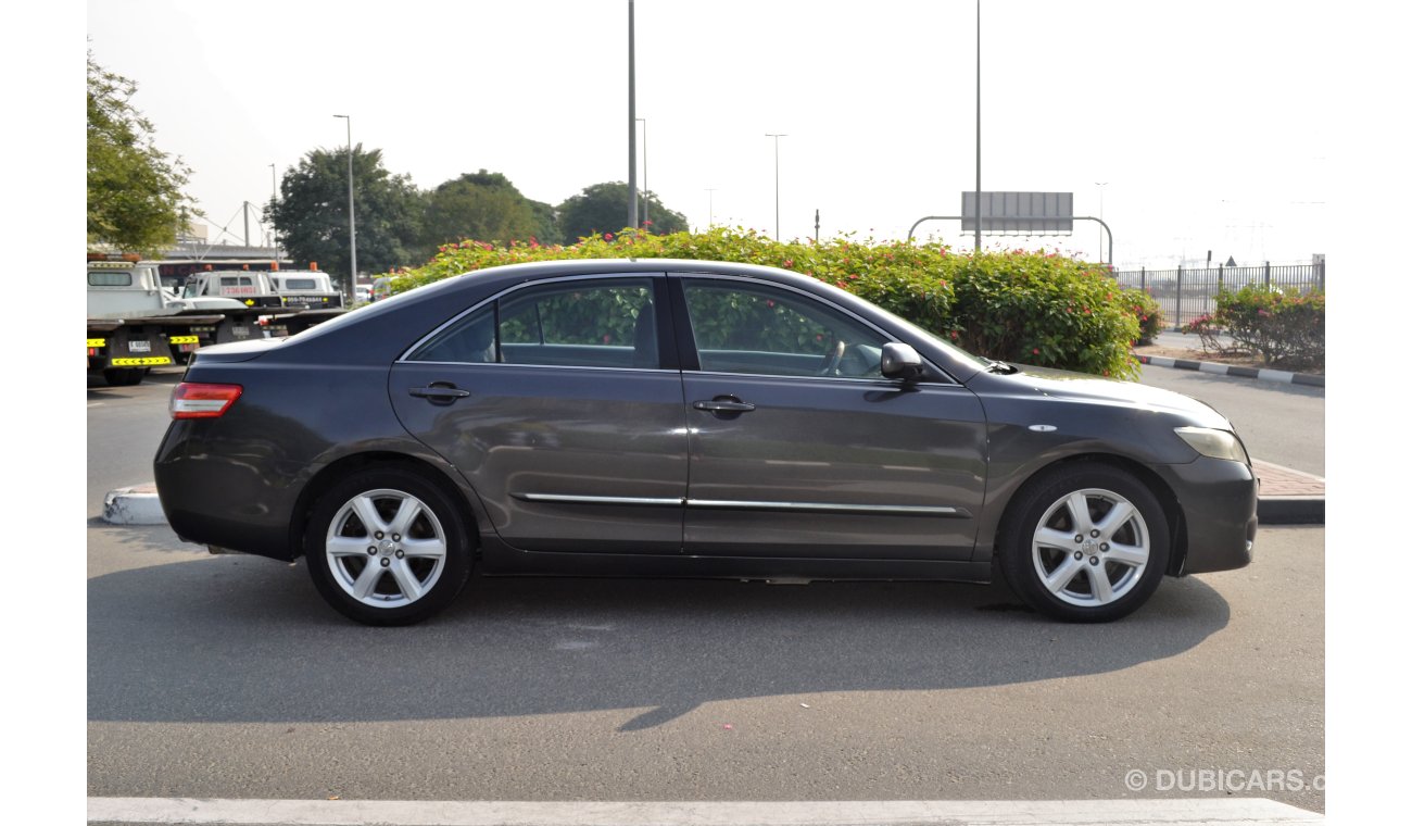 Used Toyota Camry 2011 for sale in Dubai 79967