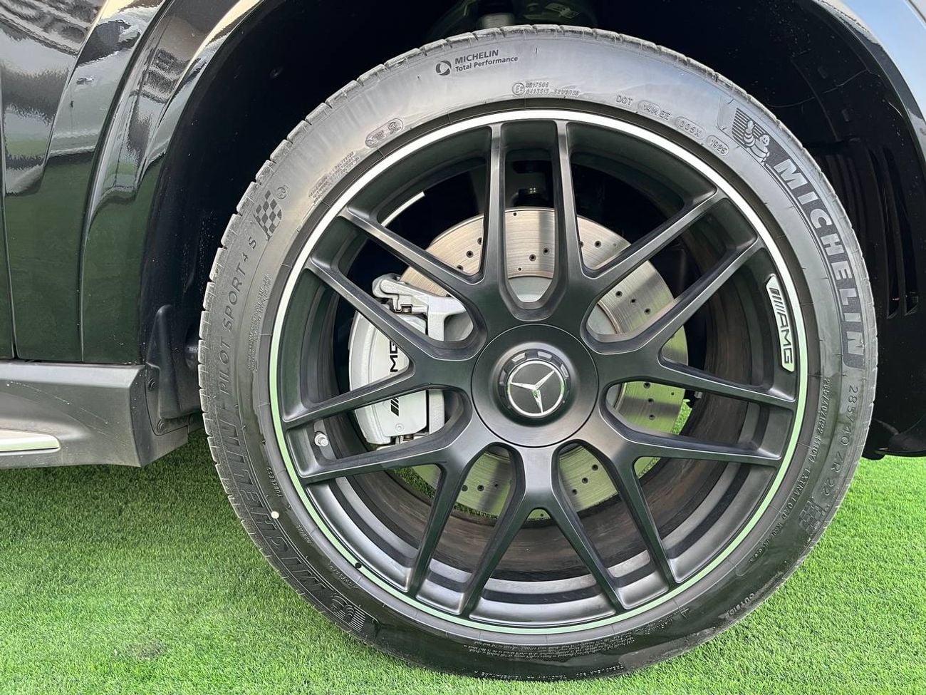 Mercedes Benz GLE53 AMG COUPE 4MATIC+