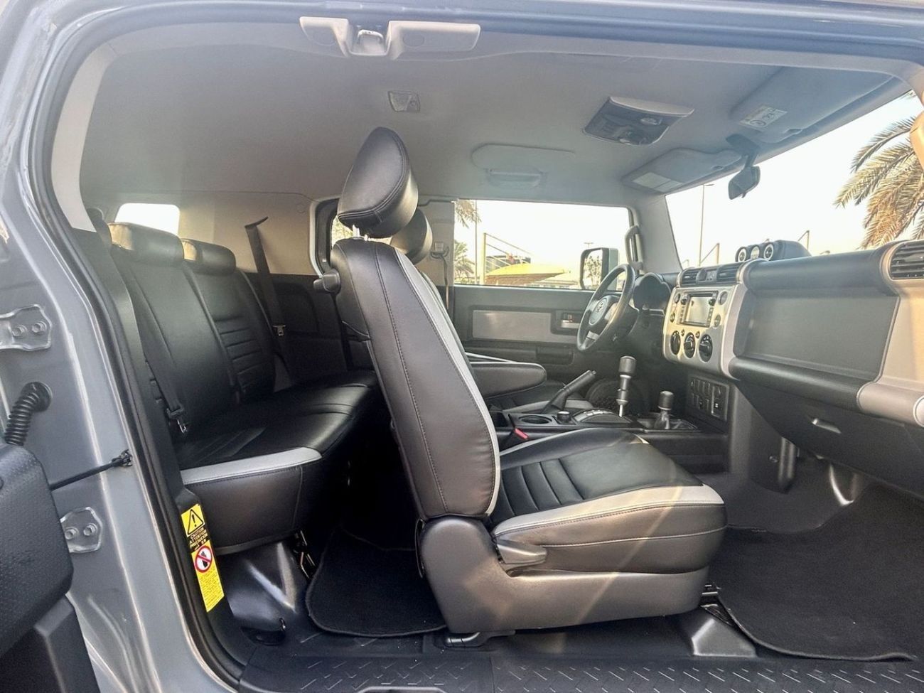 Toyota FJ Cruiser GXR 4.0L A/T 2017 GCC AL FUTTAIM SINGLE OWNER IN MINT CONDITION