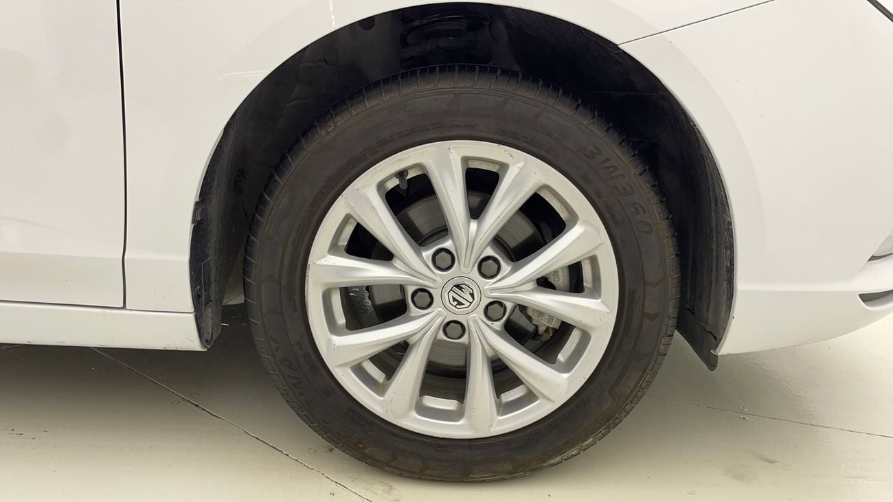 أم جي 5 STD 1.5 | بدون دفعة مقدمة | اختبار القيادة في المنزل