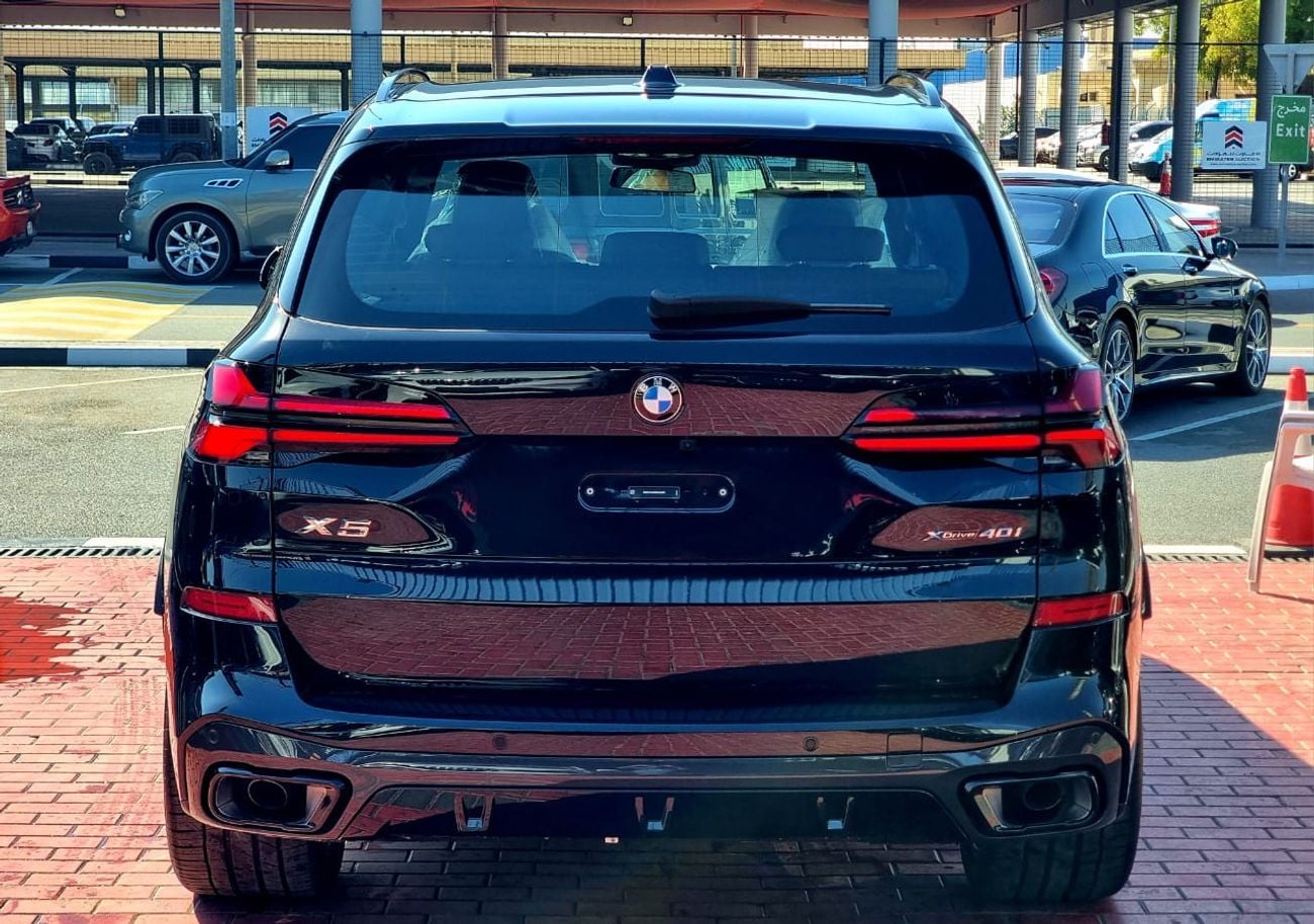 بي أم دبليو X5 M XDrive 40i M Sport Warranty & Service 2026 GCC