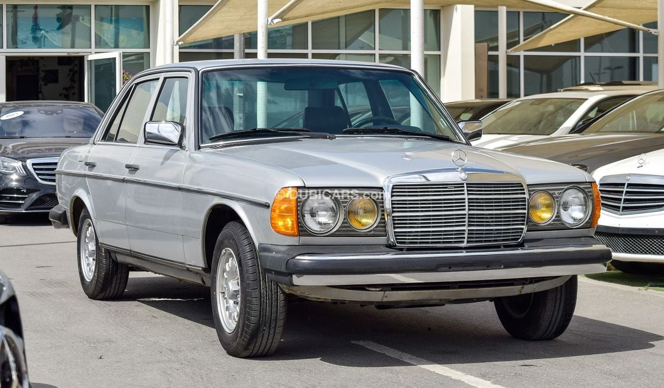 مرسيدس بنز 300 D