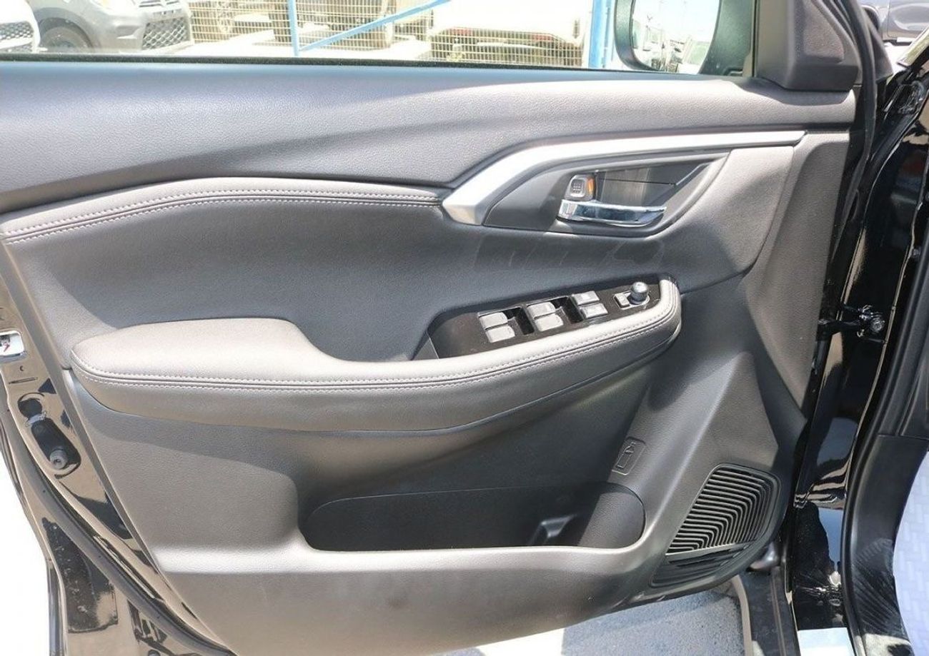 Suzuki Grand Vitara GLX | Full option | 2WD | Panoramic Sunroof | HUD | 360 Camera | 6 Airbags | Cruise Control | 2023