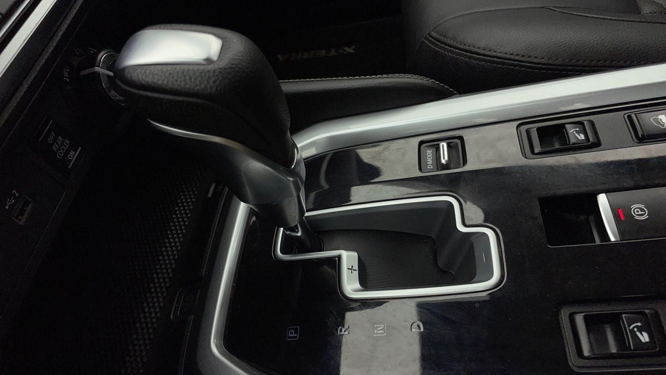 نيسان إكستيرا PLATINUM 2.5 | بدون دفعة مقدمة | اختبار القيادة في المنزل