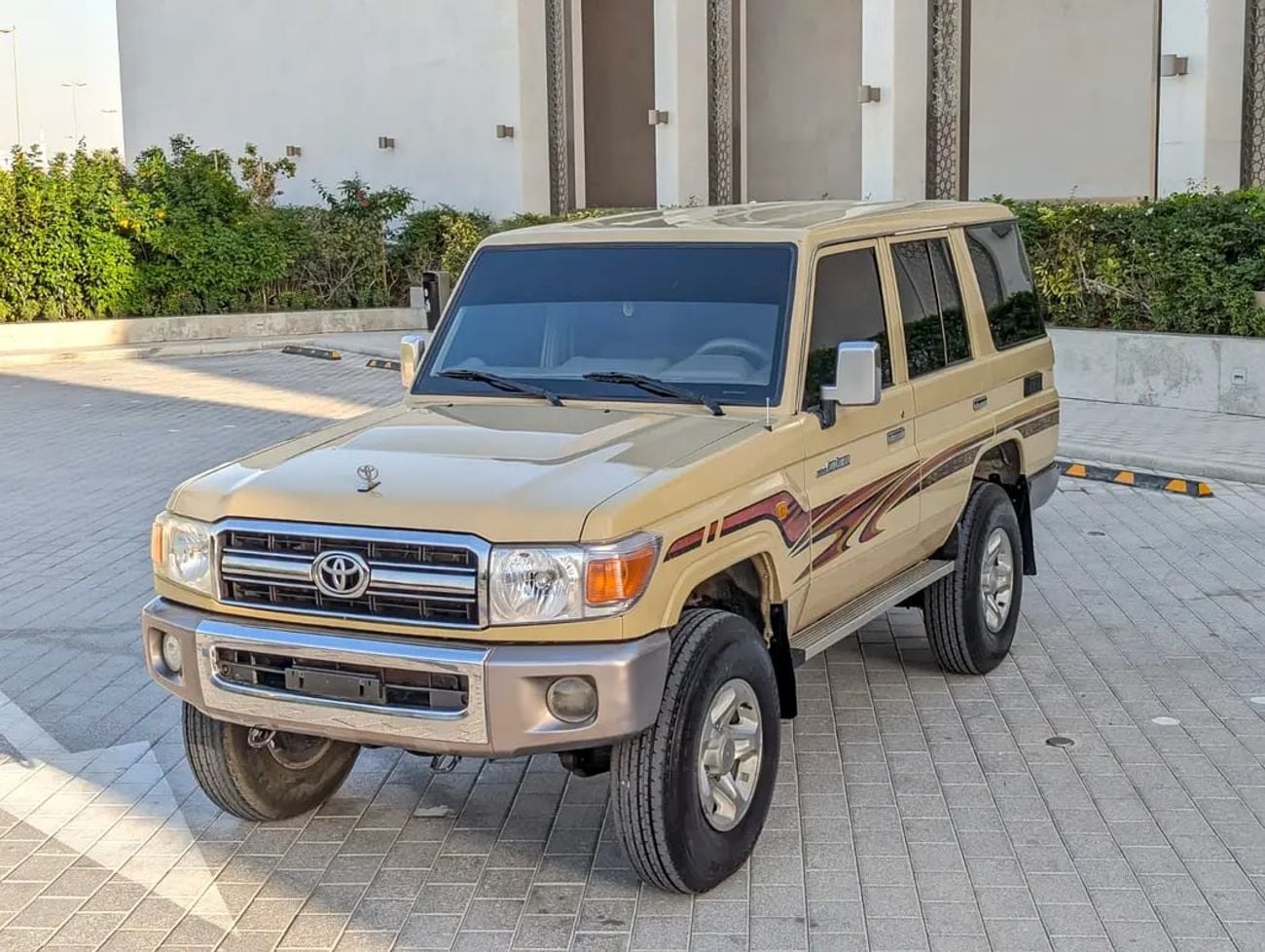 تويوتا لاند كروزر 70 LAND CRUISER 76 SERIES DIESEL GCC IN EXCELLENT CONDITION