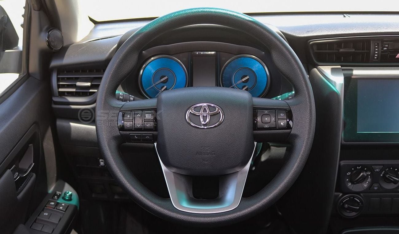 تويوتا فورتونر | 2.7L Petrol 4WD 6-Speed Automatic | 2026 Model | Ready for Export