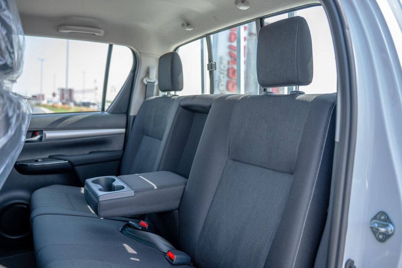 تويوتا هيلوكس Toyota Hilux SRS 2025 4WD Double cab 2.4L Diesel Transmission