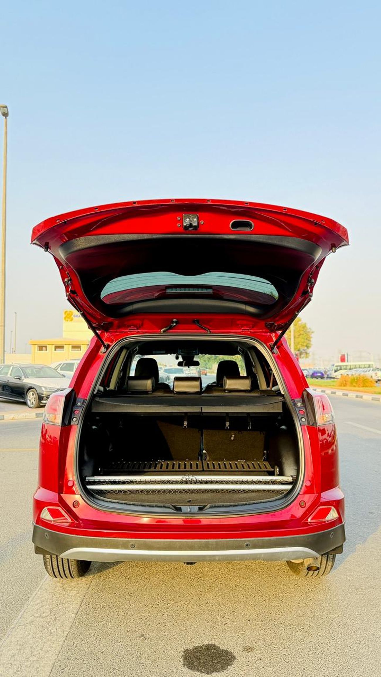 Toyota RAV4 GOOD CONDITION | 2.0L PETROL | AUTOMATIC TRANSMISSION | BACK CAMERA |