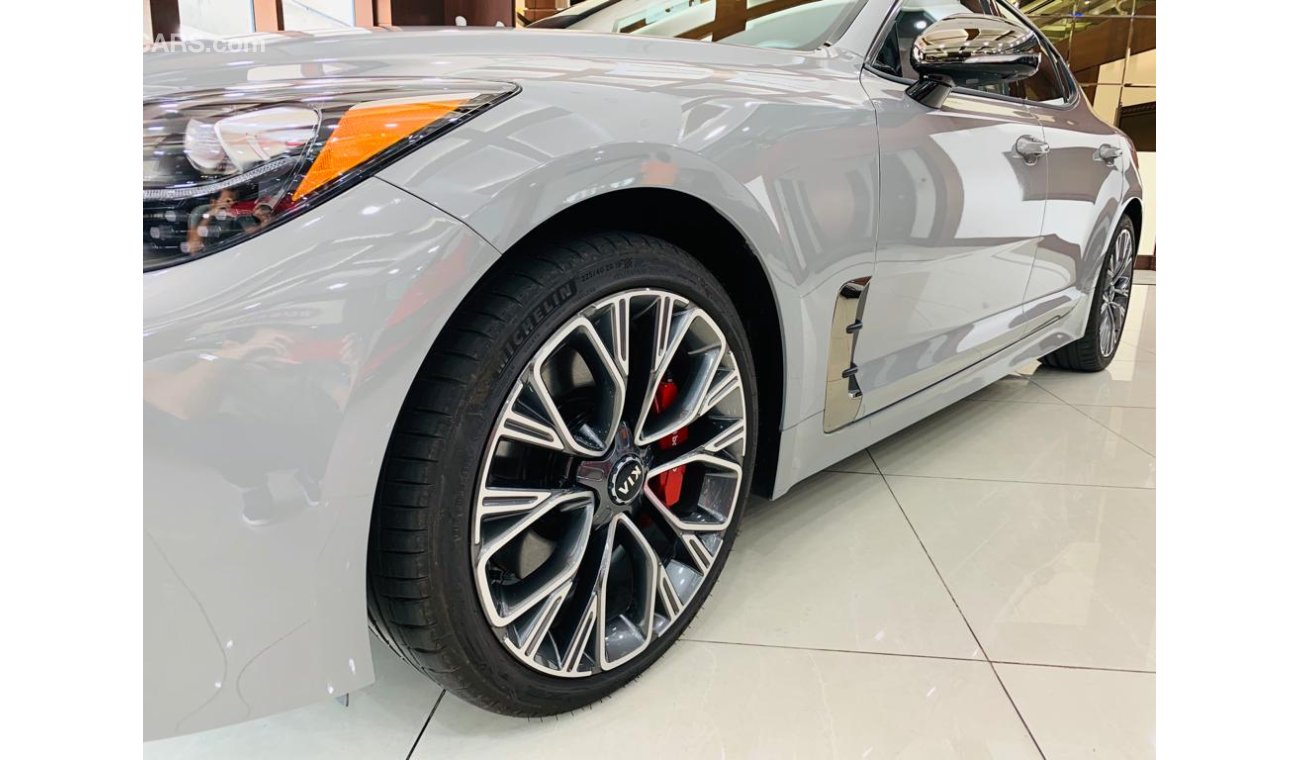 Kia Stinger GT 3.3L V6 2019