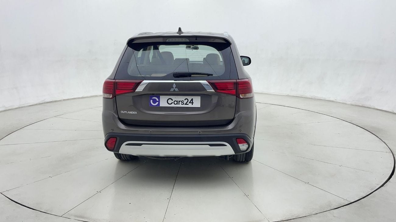 Mitsubishi Outlander 2.4L 2023 | 0 DP | 955/Month | 30 Day Return | Service History