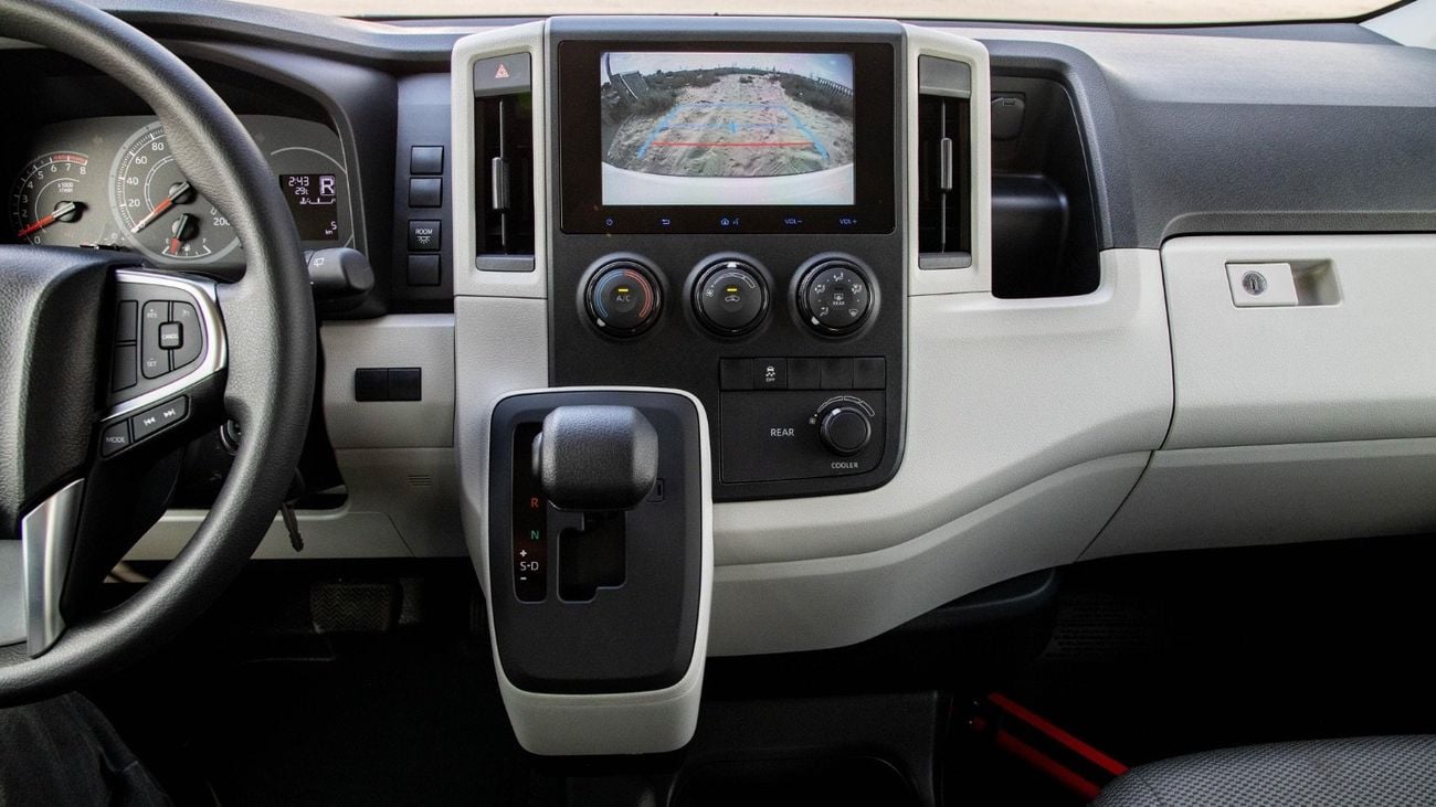 تويوتا هاياس Commuter 3.5L A/T