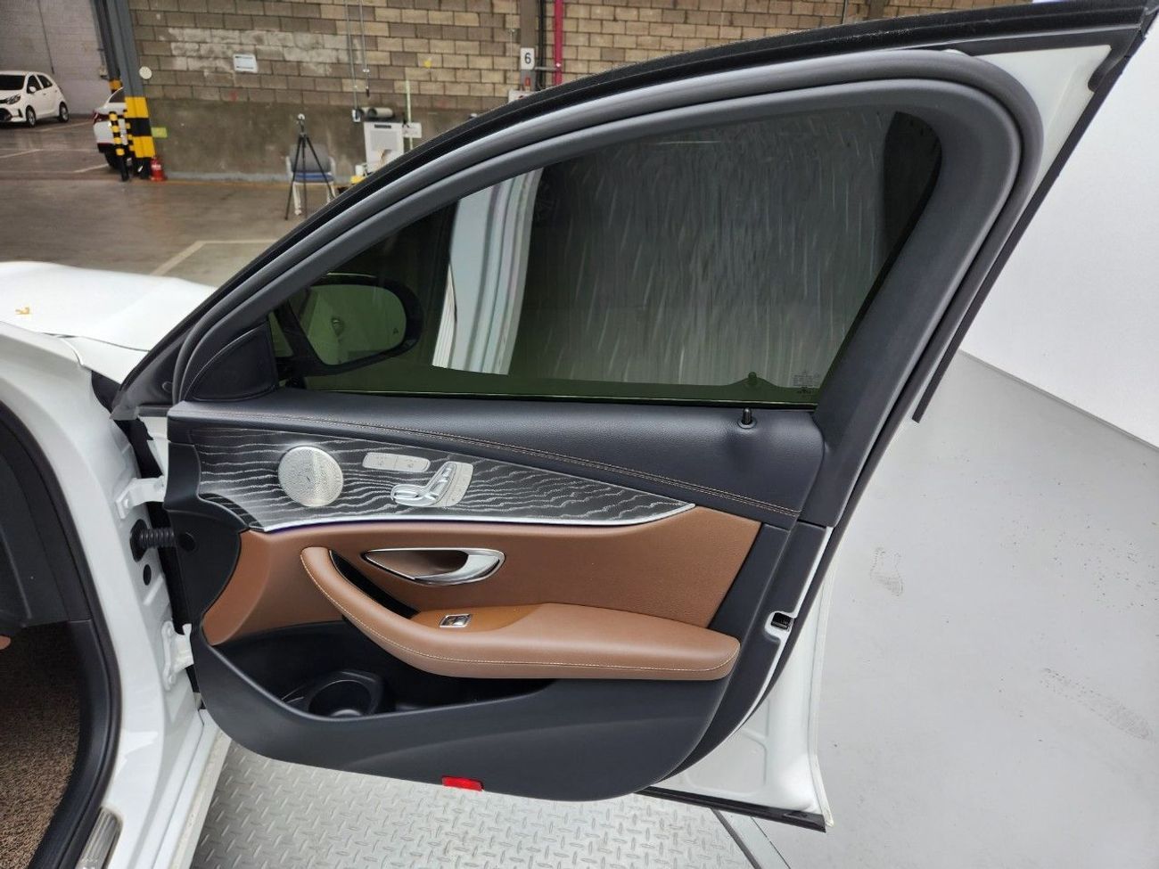 Mercedes-Benz E 350 2022 MERCEDES BENZ E (G) 3.5 E350 4 MATIC AVANTGARDE