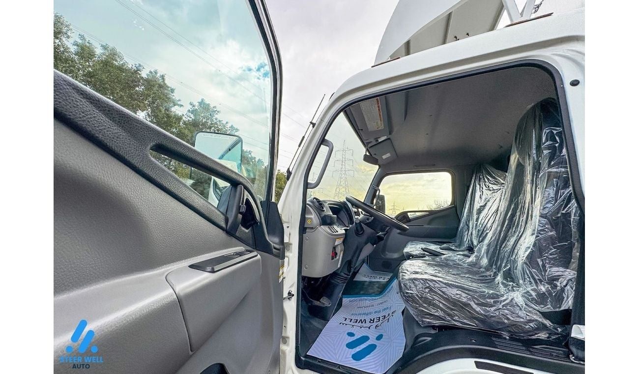 Mitsubishi Fuso Canter 4P10 3.0L RWD Shutter Box Diesel / Smooth Transmission / GCC / Book now!