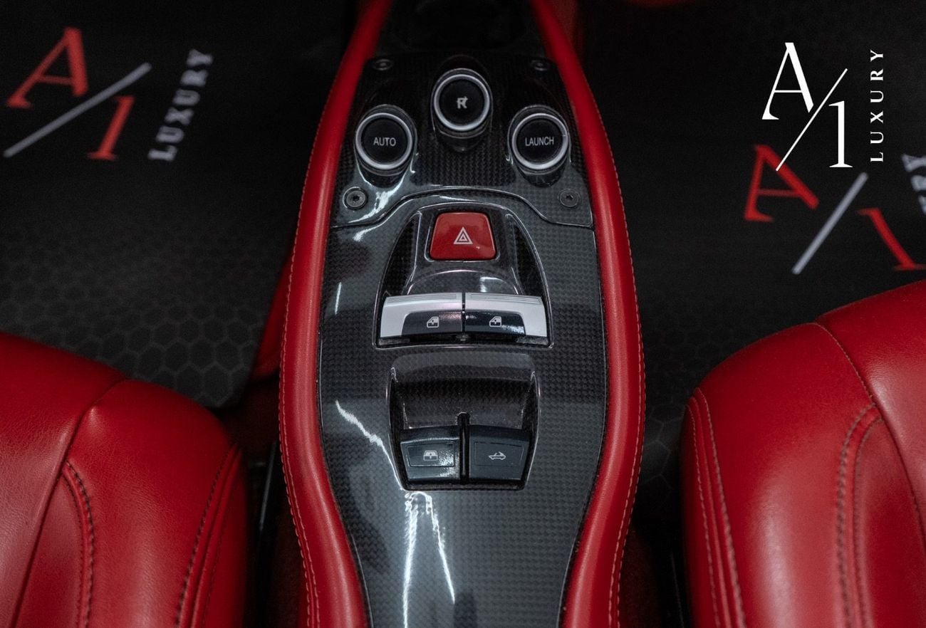 Ferrari 458 Italia 2014 Ferrari 458 Spider, Excellent Condition, Carbon  Fibre Package, Fully Loaded, GCC Spec
