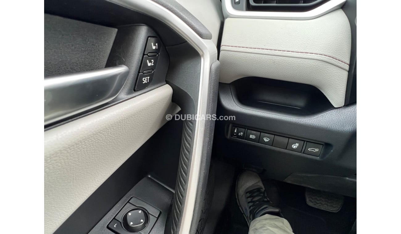 Toyota RAV4 XLE Rav4 2020 xle premium full option 4x4