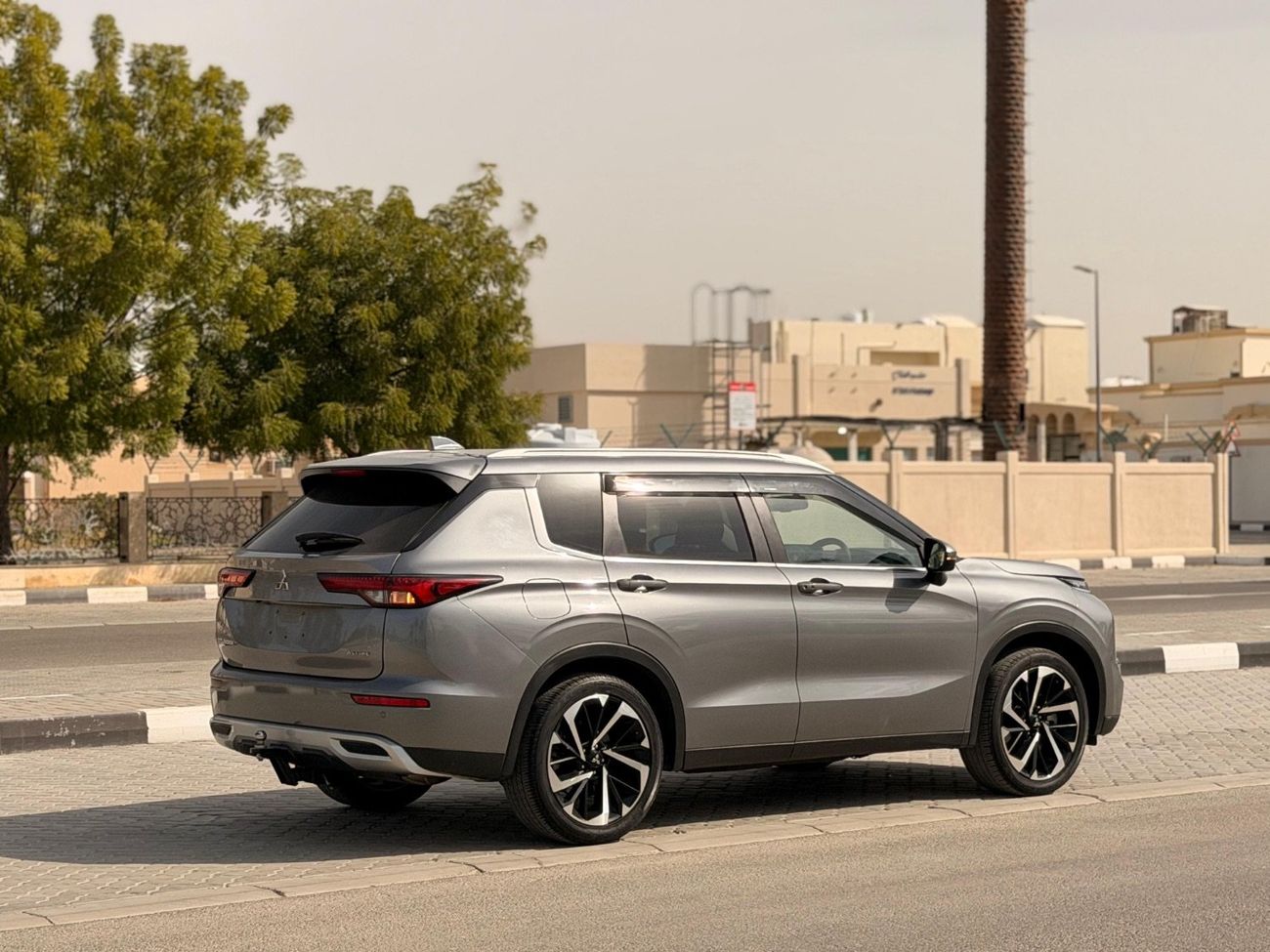 ميتسوبيشي آوتلاندر Aspire Export from Australia