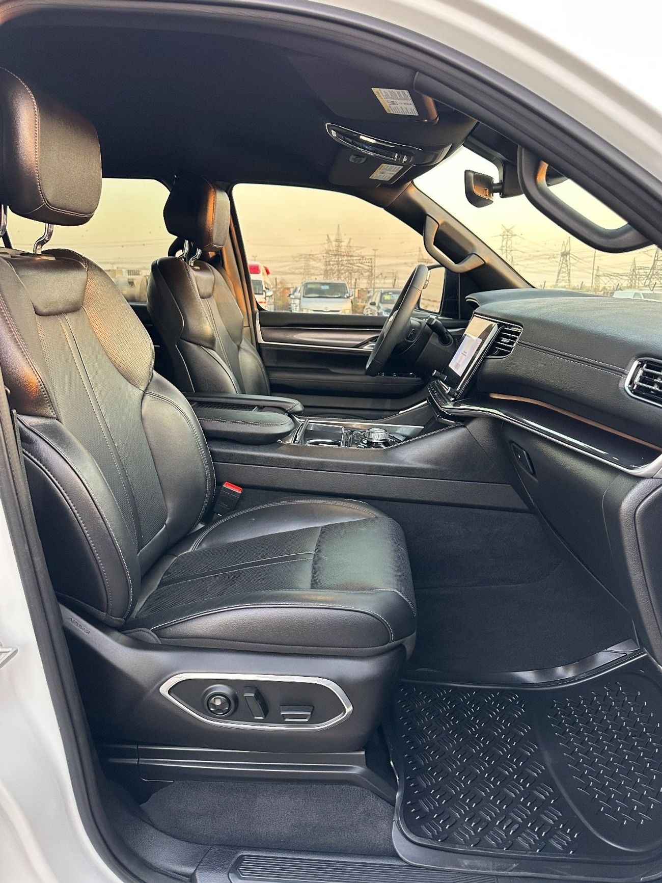 Jeep Wagoneer L Series I 2023 AWD