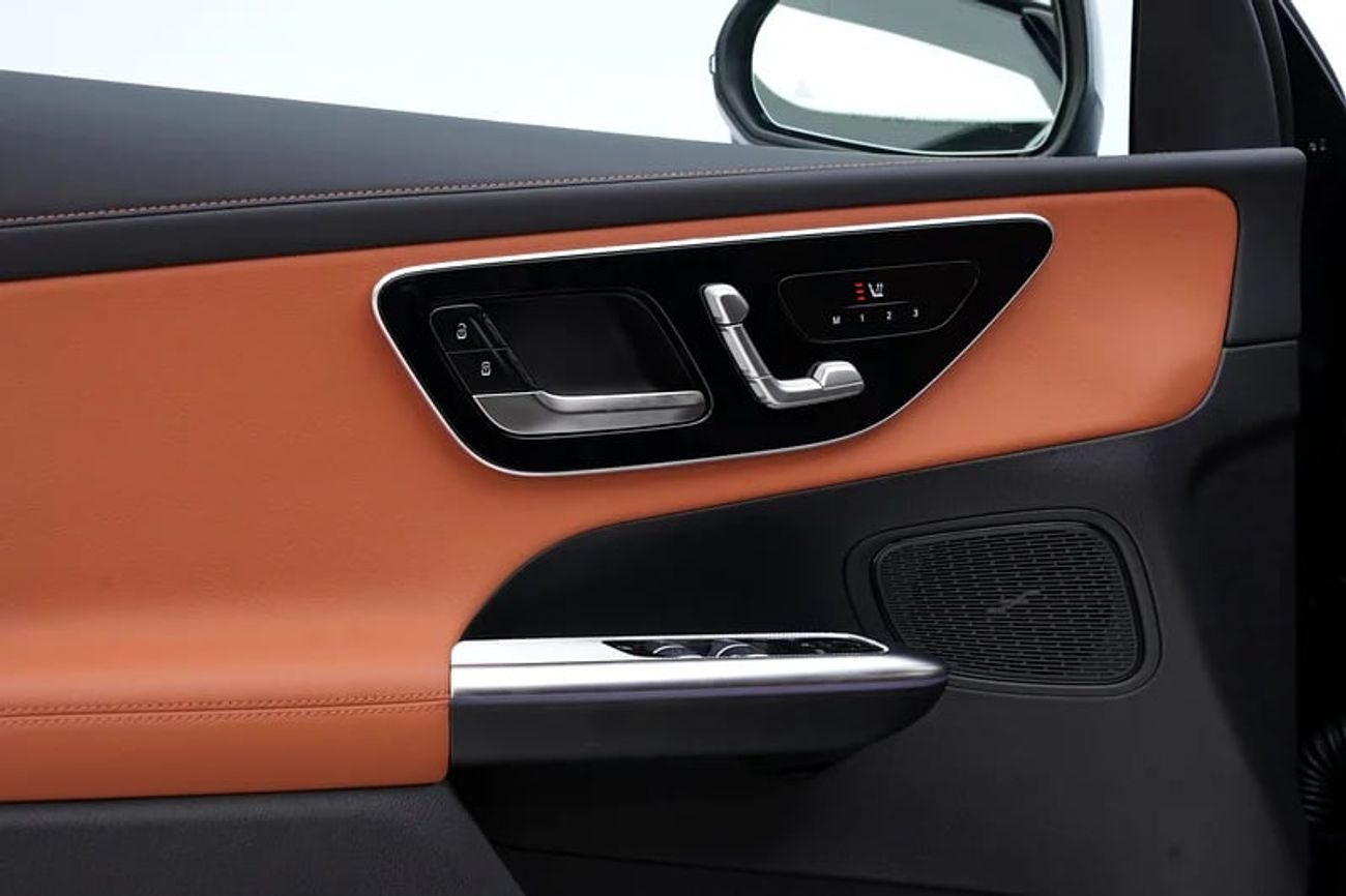 مرسيدس بنز GLC كوبيه 200 Arrival | 200 Coupe | GCC km | Agency Warranty | AMG Package