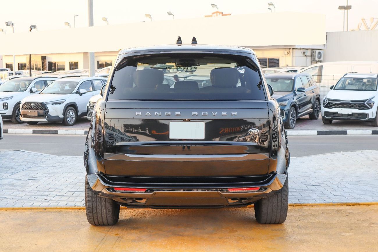 Land Rover Range Rover LWB Autobiography P400 3.0L LWB Autobiography P400 4.4L 2022 Land Rover Range Rover Autobiography 4.