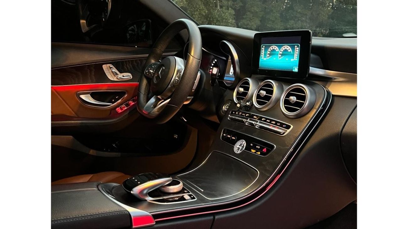 Mercedes-Benz C 200 AMG Pack Mercedes-Benz C200 AMG  Model 2019 Gcc specs