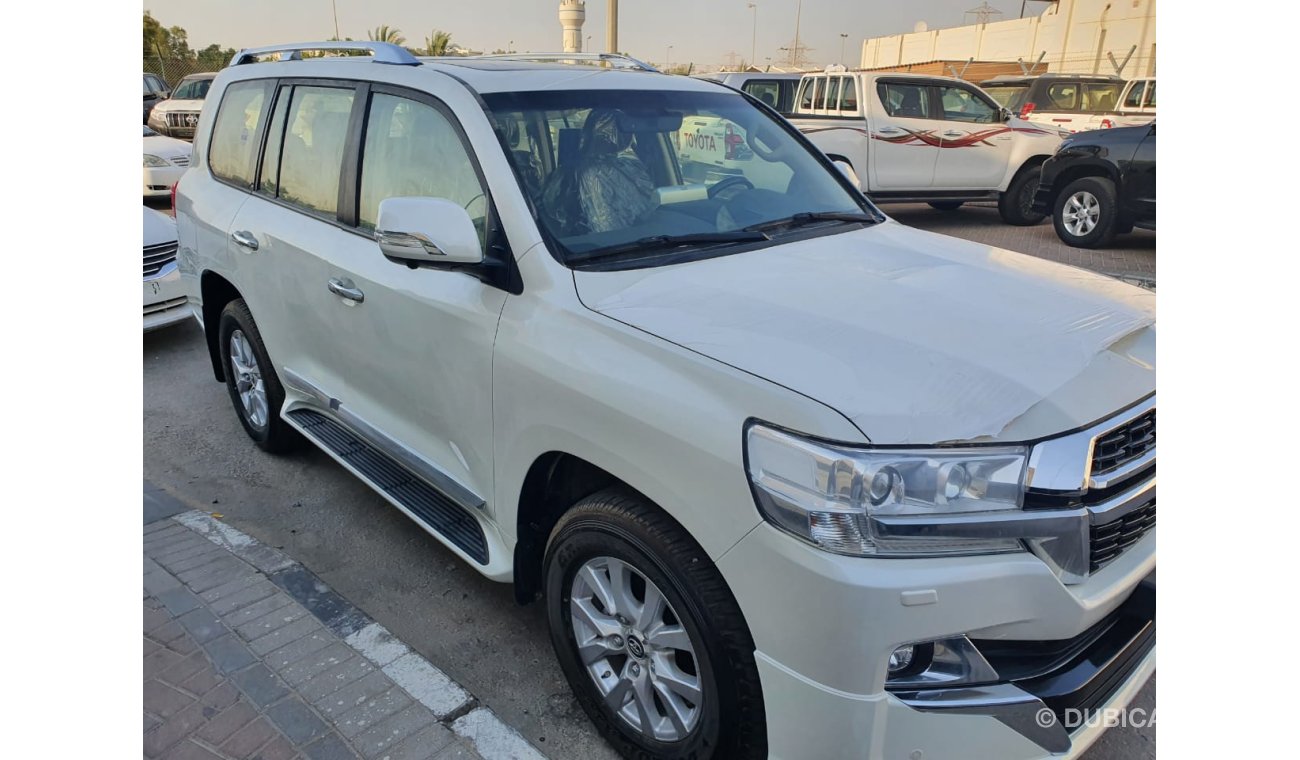 Toyota Land Cruiser 4.5L Diesel, FULL OPTION With Tesla DVD (CODE # TLCW2020)