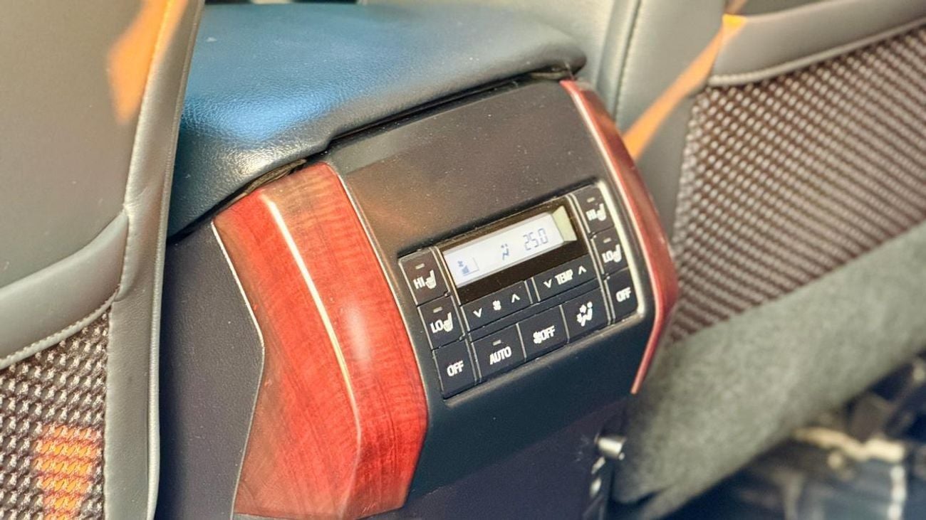 تويوتا برادو KAKADU | MODIFIED TO 2023 MODEL | SUNROOF | PUSH START ENGINE | AUTOMATIC TRANSMISSION | 3.0L | ELEC