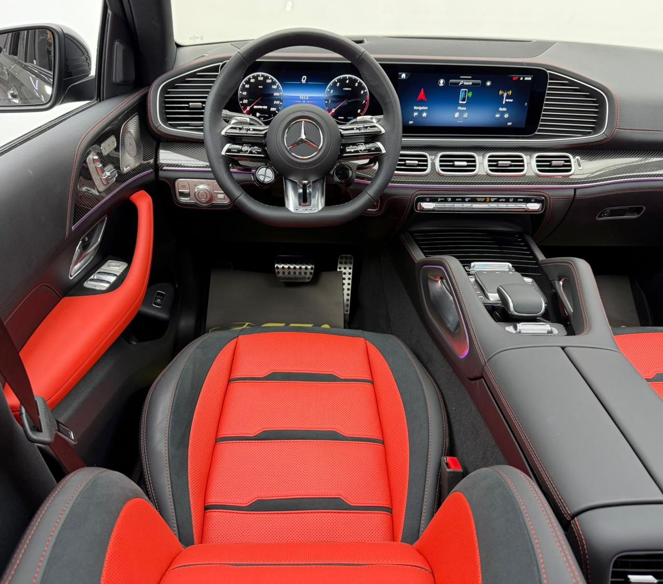 مرسيدس بنز GLE 53 AMG AMG 4MATIC+ 2025 Mercedes-Benz GLE 53 AMG ,EMC Warranty ,Excellent Condition ,GCC