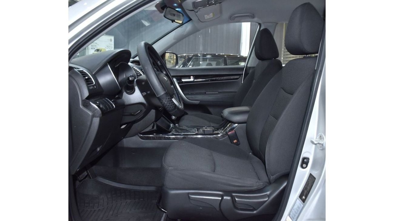 Kia Sorento EXCELLENT DEAL for our KIA Sorento ( 2014 Model ) in Silver Color GCC Specs