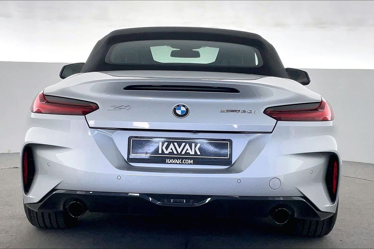 بي أم دبليو Z4 sDrive 20i M Sport | National Day Celebration | شامل الضمان | 0 ﺪﻔﻋﺓ ﺃﻮﻟﻯ