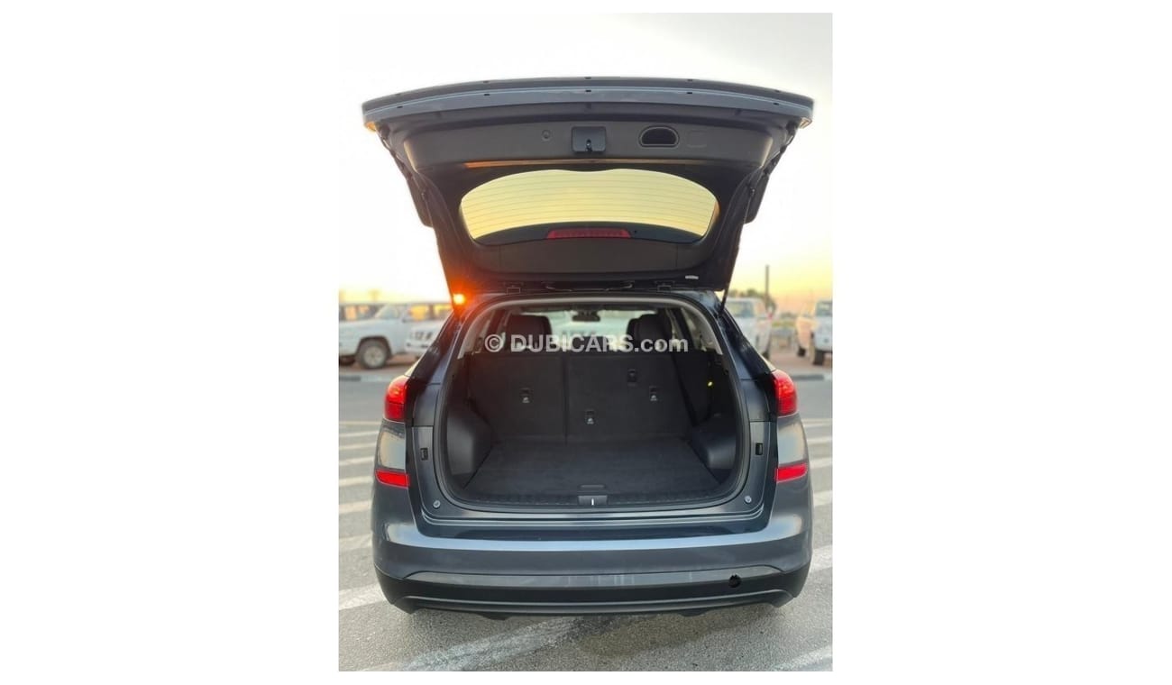 Hyundai Tucson “Offer”2019 Hyundai Tucson SEL+ GDi 2.0L V4 - AWD 4x4 With Lane assist - EXPORT ONLY