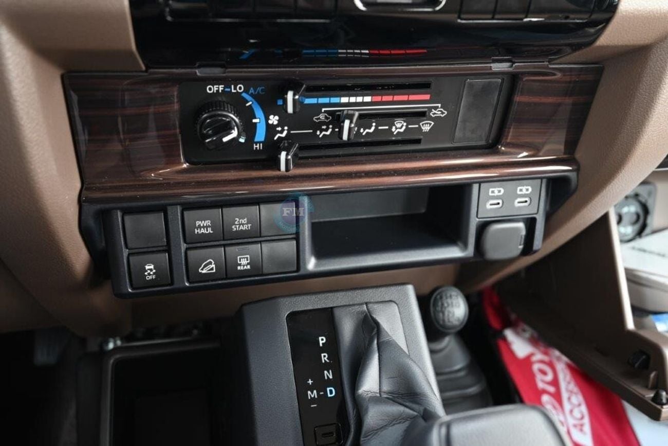 Toyota Land Cruiser 70 71 DLX 2.8L Diesel