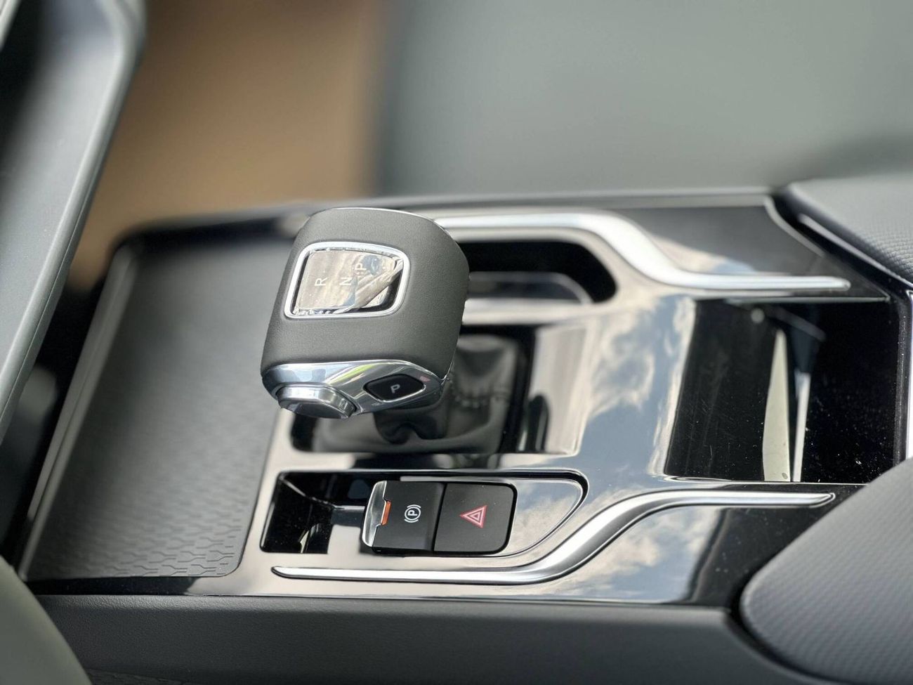 HONGQI EQM5 HONGQI E-QM5 LUXURY