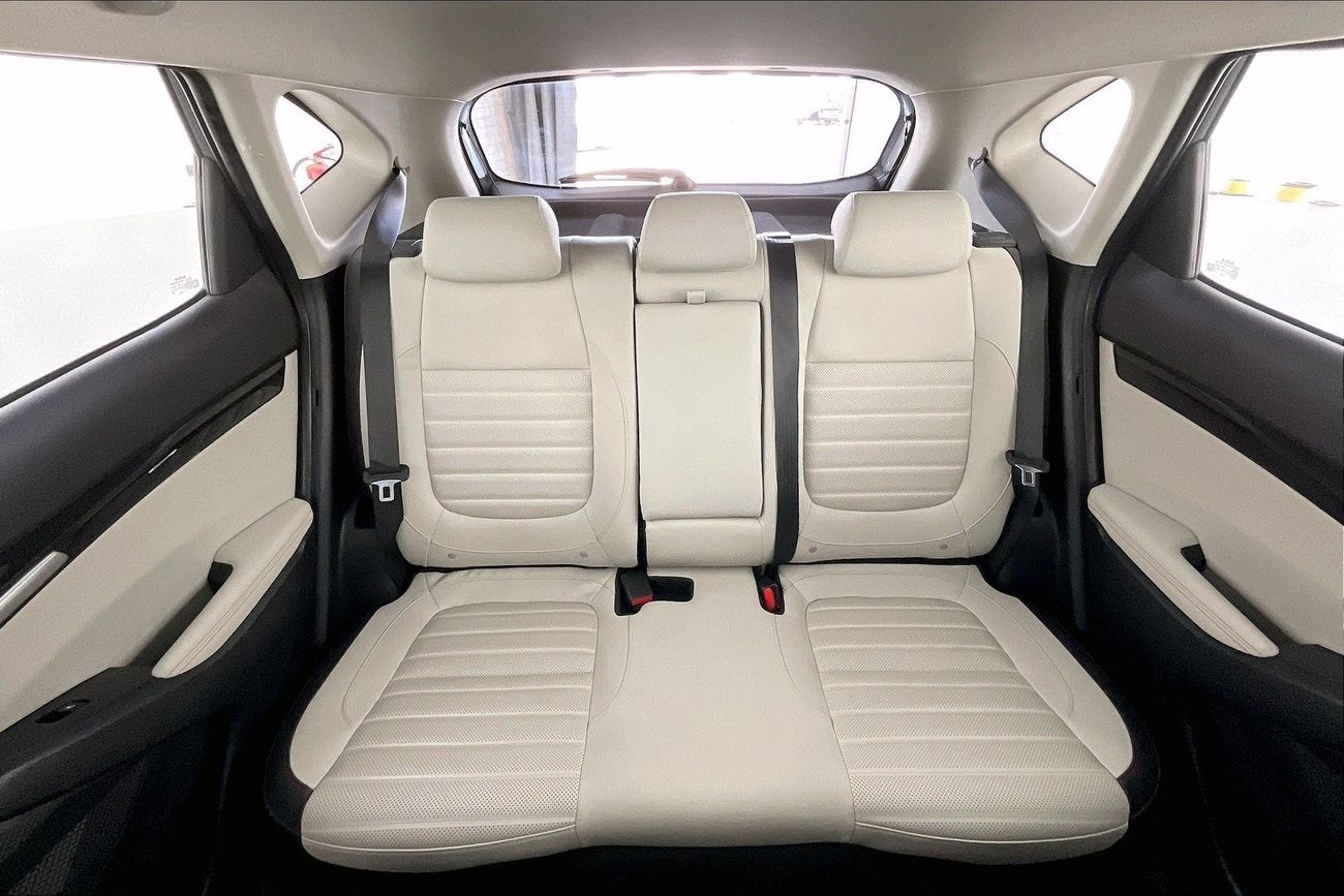 ميتسوبيشي باجيرو GLS Lowline | شامل الضمان | 0 ﺪﻔﻋﺓ ﺃﻮﻟﻯ