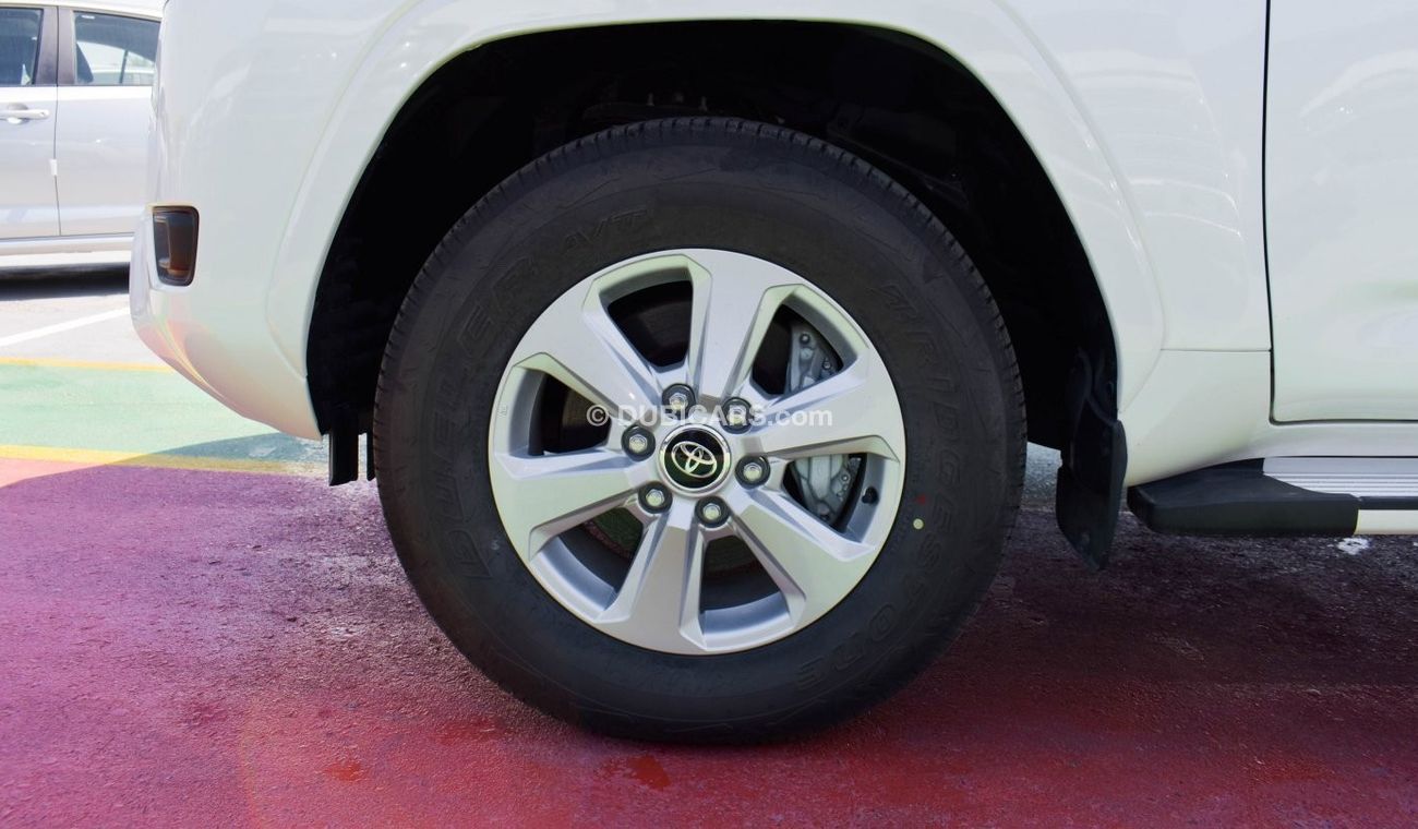 تويوتا لاند كروزر GXR 3.3 L d