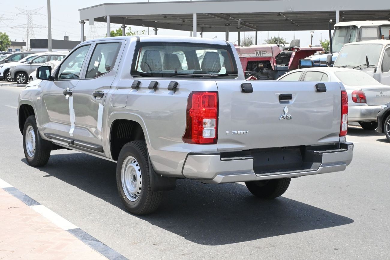 ميتسوبيشي L200 MITSUBISHI L200 2.4L GL DIESEL DCABIN 4X4 5M/T MODEL 2025 BRAND NEW  [SILVER /W/ G / B ]