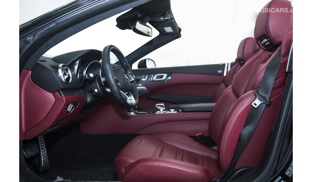 Mercedes-Benz SL 63 AMG Cabriolet MANAGER SPECIAL  **SPECIAL CLEARANCE PRICE** WAS AED 399,000 NOW AED 319,000