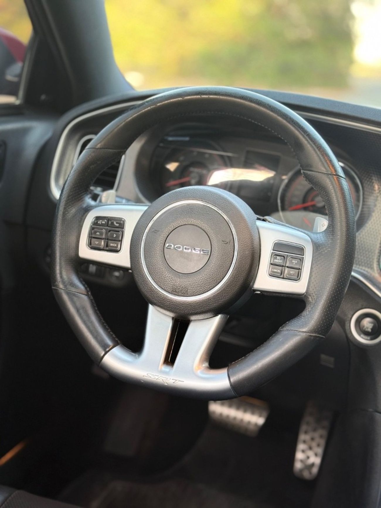 Dodge Charger SRT8 6.4L