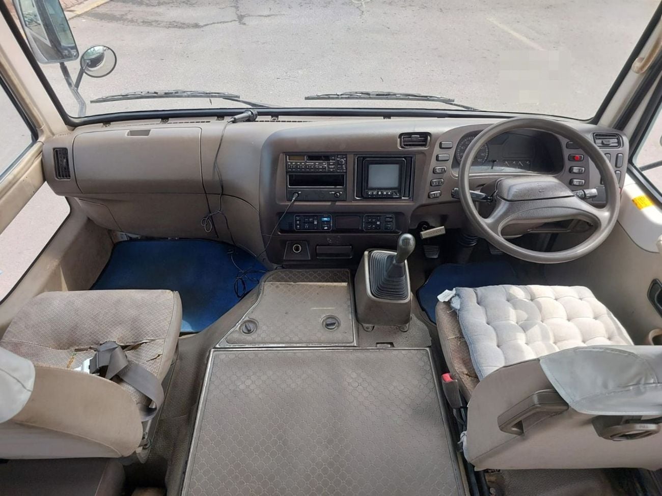 ميتسوبيشي روزا (RAMADAN OFFER) MITSUBISHI ROSA BUS RHD 1998 MODEL 5.2 L DIESEL MANUAL(PM00446)