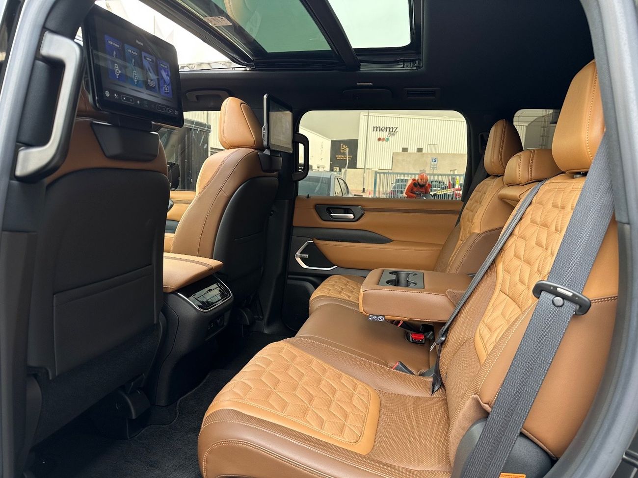 Nissan Patrol LE Platinum City 3.5L NISSAN PATROL PLATINUM LE V6T | 2025 | GCC | UNDER WARRANTY & CONTRACT SERVICE